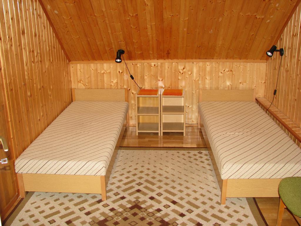 Otto Nyaralo Villa Révfülöp Buitenkant foto